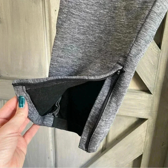 THEORY | Mens Tech Jogger in Heather Gray | Size Large - Picture 10 of 11